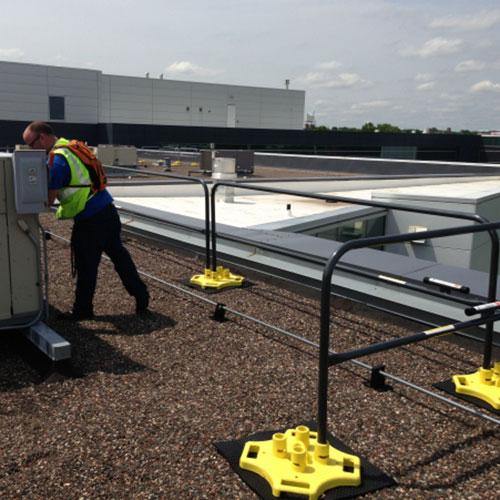 SafetyRail 2000 | OSHA Compliant Roof Safety Fall Protection Guardrail ...